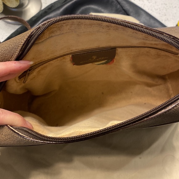 VINTAGE GUCCI CROSSBODY - Picture 12 of 14